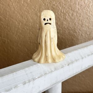 Vintage 1983 Wilton Ghost Hard Plastic Figurine 2" Halloween Made In Hong Kong